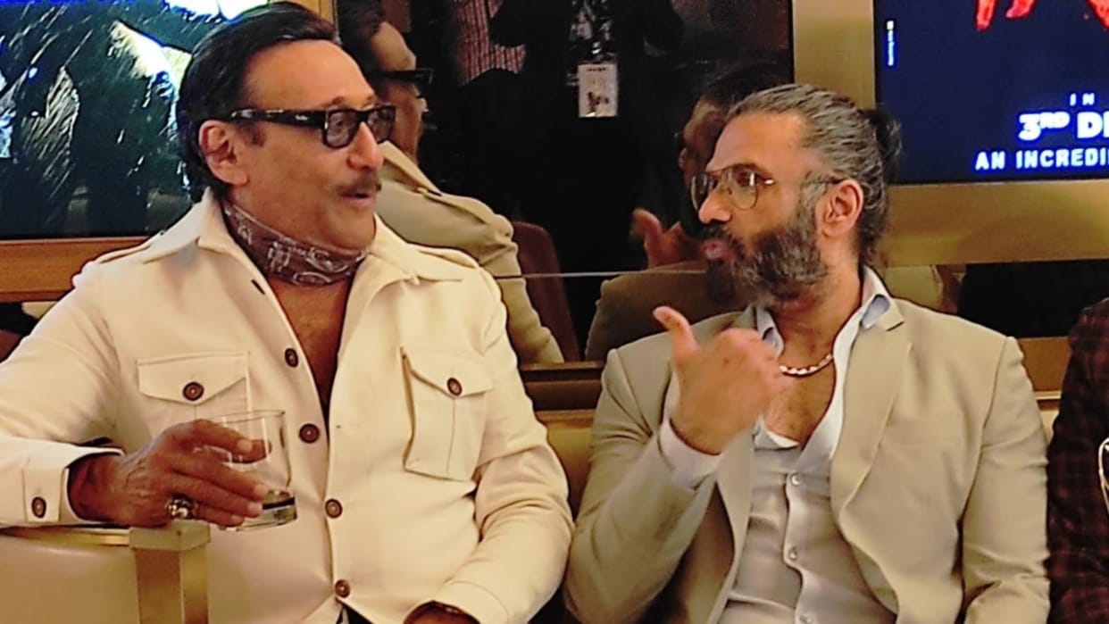Suniel Shetty talks about Jackie Shroff action style said he is fan of actor calls him king of swag
