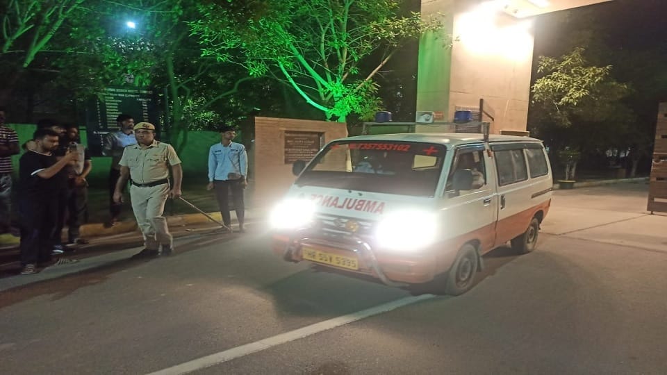 Suicide episode in Rohtak MDU hostel, father said young man used to harass my daughter