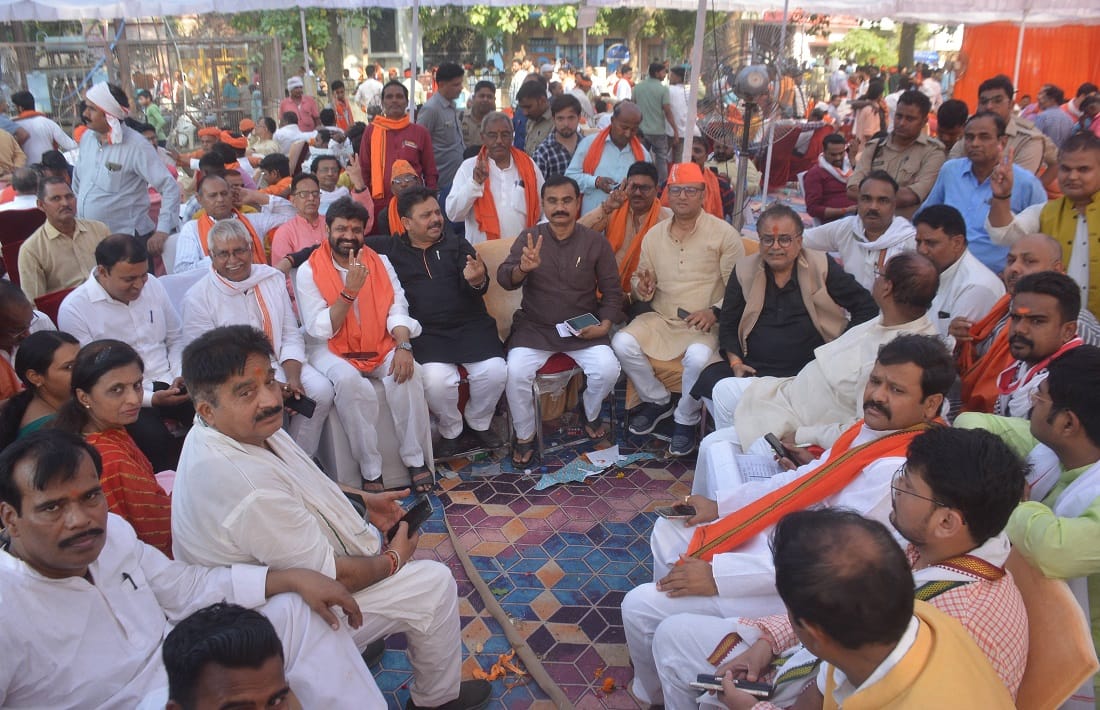 UP Nikay Chunav 2023 Minister daya shankar Dayalu could not win the BJP candidate in his ward