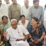 सेक्टर प्रभारी की बैठक के दौरान पूर्व मुख्यमंत्री दिग्विजय सिंह