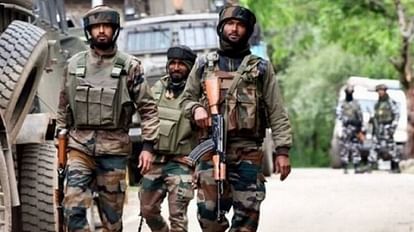 Manipur Violence: मणिपुर के एक और इलाके में गोलीबारी, दो उपद्रवियों की मौत, तीन घायल indian army said Unidentified rioters opened firing at village Haraothel in Kangpokpi district of Manipur
