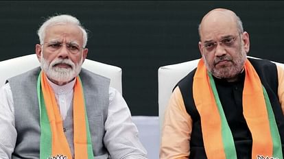 MP Politics: कर्नाटक हार के बाद एमपी में रणनीति बदलेगी भाजपा, अब गुजरात फॉर्मूला अपनाने में आएंगी ये दिक्कतें MP Politics: BJP will change strategy in MP after Karnataka defeat