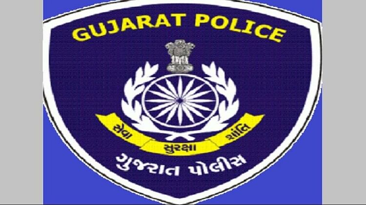 Warrant issued after Gujarat teacher fails to join poll duty; given booth close to home