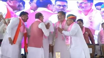 MP News: सीएम शिवराज का एलान, वीर तेजाजी कल्याण बोर्ड का गठन होगा, जाट वीरों का इतिहास स्कूलों में पढ़ाएंगे MP News: Announcement of CM Shivraj, Veer Tejaji Welfare Board will be formed, history of Jat heroes will be t