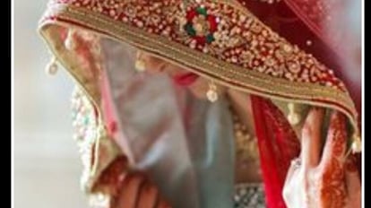 Bihar : दुल्हन विदा कर झारखंड के लिए निकला इंजीनियर दूल्हा नहीं पहुंच सका घर, दो परिवारों में मचा कोहराम Bride for hours only : groom died before reaching jharkhand home after marrying bride in bihar sad death clock
