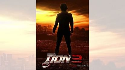 don 3 after shahrukh ranveer turns down offer of film farhan akhtar himself is considering playing lead role
