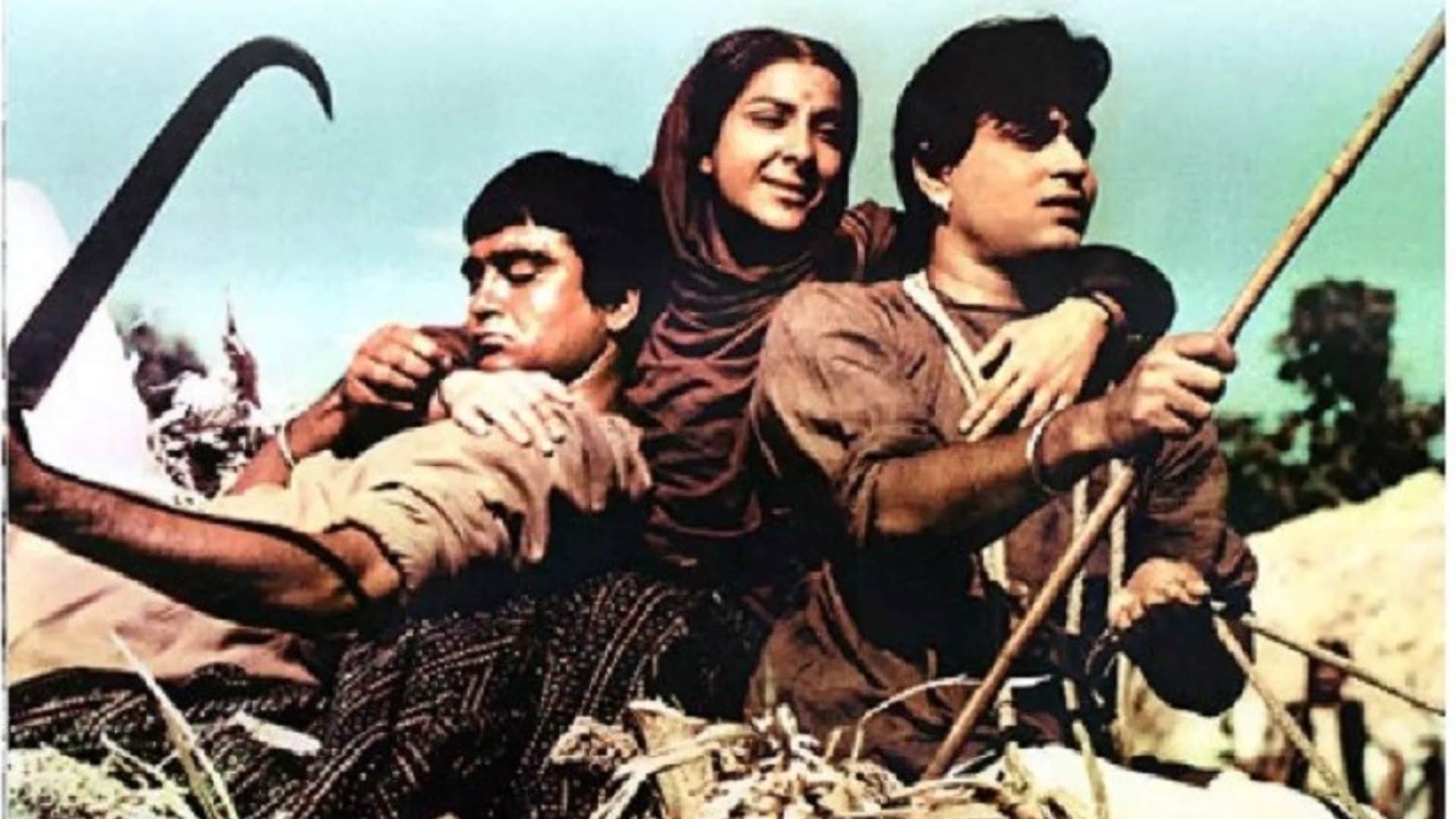 Mothers Day Special Bollywood 10 Best Movies Related To Maa Karan Arjun Rakhi Gulzar jaya Bachchan Nargis Paa