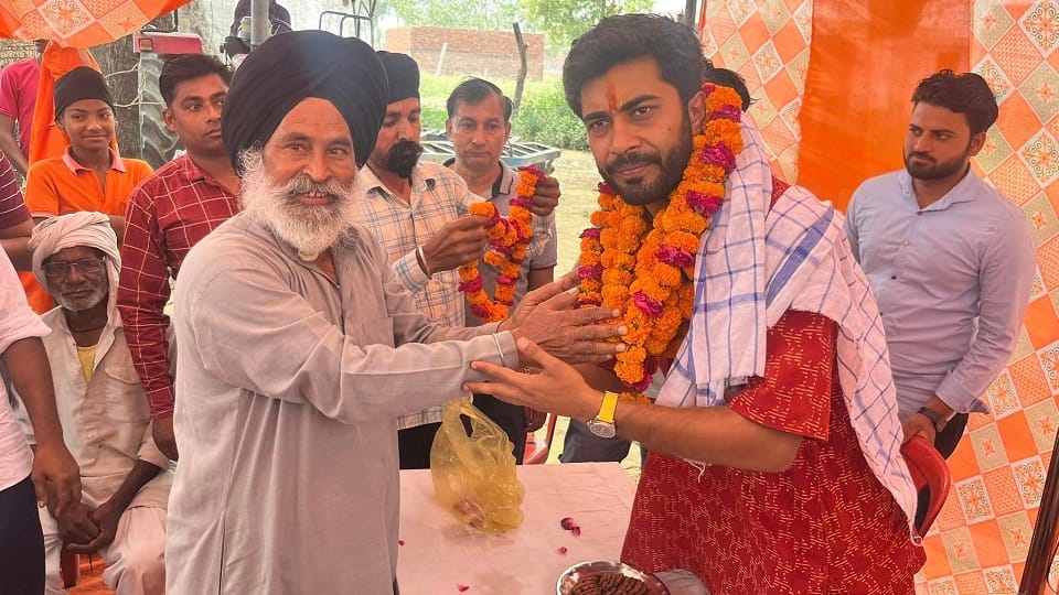 Raja Abhimanyuraj Singh elected chairman of Gabhana Nagar Panchayat