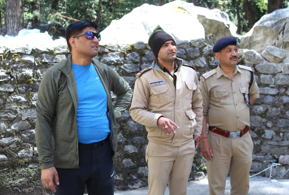Hemkund Sahib Yatra 2023: Responsibility of conducting yatra on route entrusted to SDRF