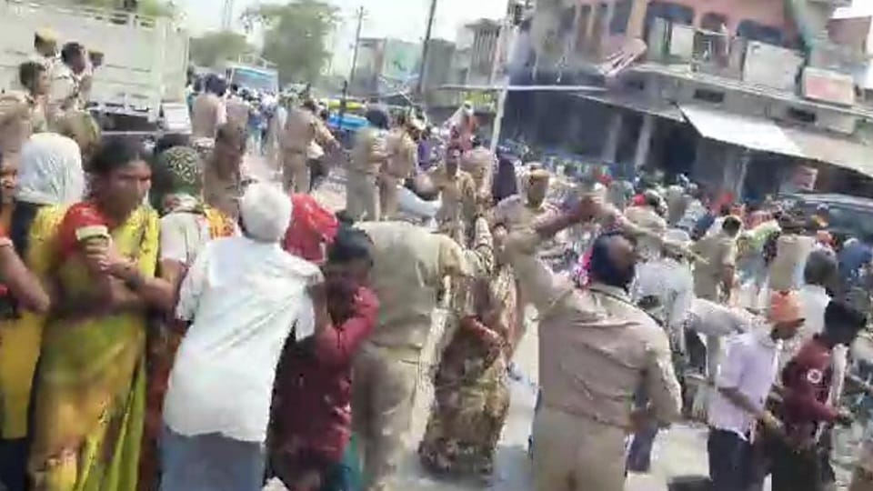 Furious over the death of a young man injured by beating