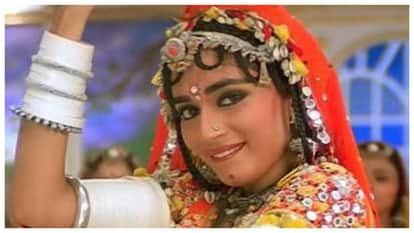 sanjay dutt shares video writes emotional note as Jackie Shroff Madhuri Dixit film khal nayak turns 30 years