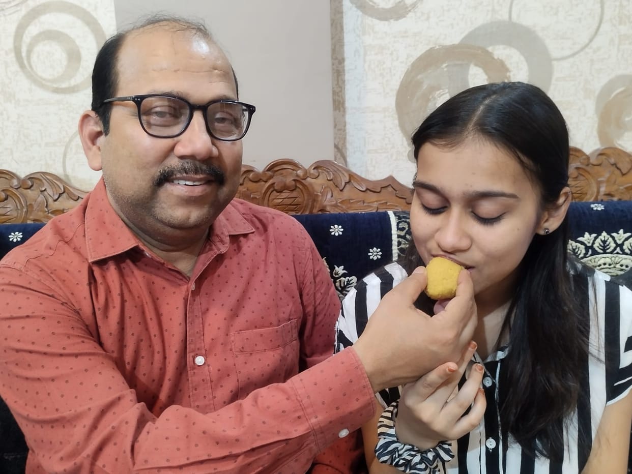 CBSE 10th result Manasvi of Varanasi wants to become an AI software engineer, scored 95.4 percent in tenth
