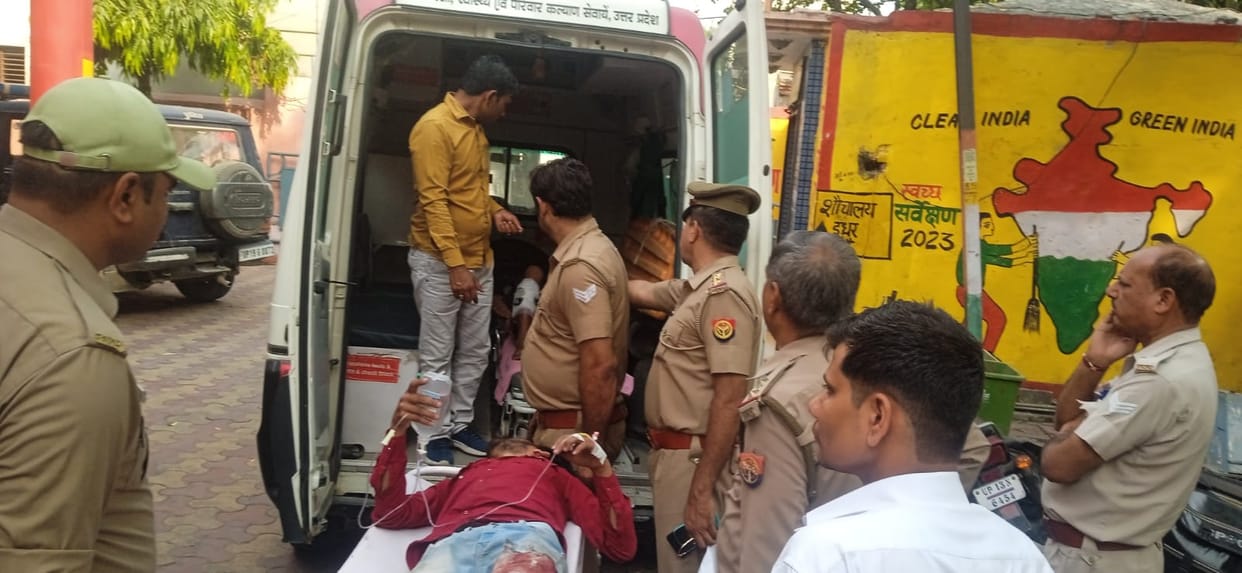 Encounter: two miscreants were shot in the leg In encounter of Shamli police, constable was also injured
