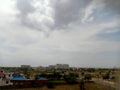 MP Madhya Pradesh Weather Update Today: Night temperature crosses 30 degrees in nine districts