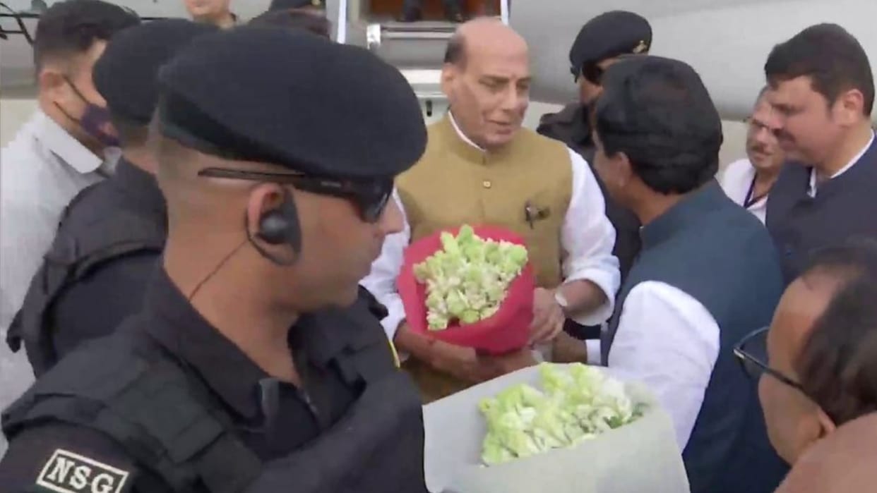 Defense Minister Rajnath Singh praised PM Modi Said his important role in evacuating Indians from Ukraine