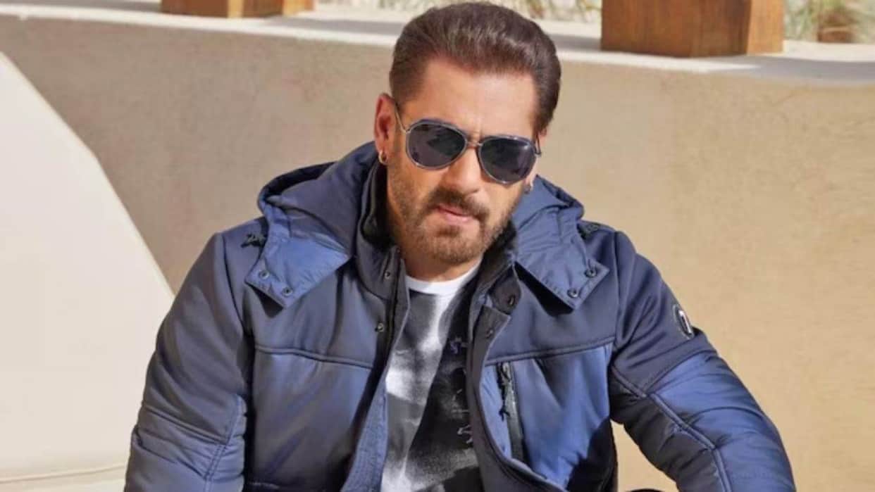 Salman khan entertains ayan and ahil with a fun cardio workout read and watch viral video