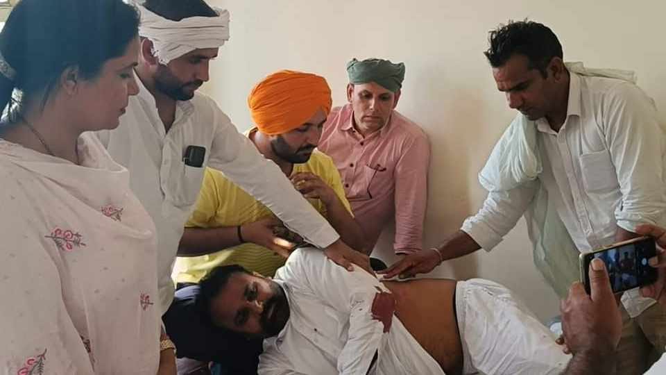 Lathicharge on farmers in Sirsa of Haryana