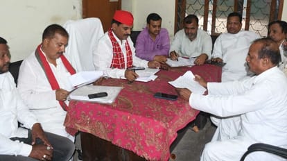 Gorakhpur Nikay Chunav: अब शुरू हुई चुनावी समीक्षा, कहीं खुशी तो कहीं गम Gorakhpur Nikay Chunav Election review started now