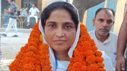Smack smuggler wife became president of nagaafter defeating BJP candidate in Bareilly