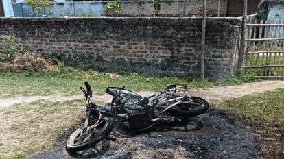 Motorcycle standing in sunlight caught fire after starting it in Supaul, teacher saved his life by jumping