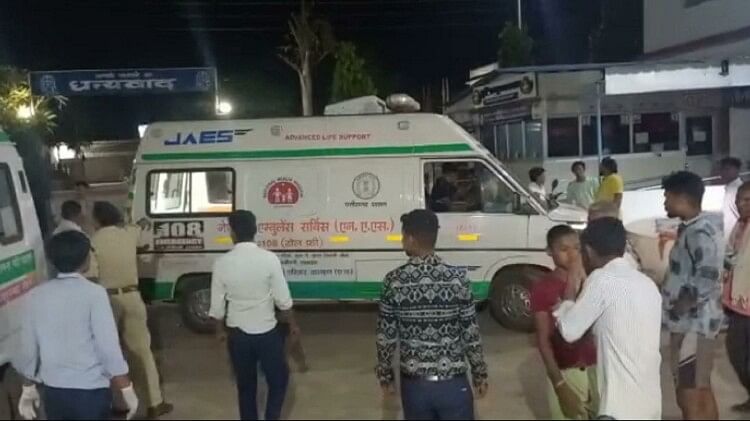 Road Accident: बलौदाबाजार में बड़ा सड़क हादसा, ट्रक ने पिकअप को मारी टक्कर, छह की मौत, कई घायल