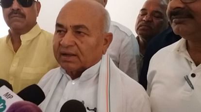 MP News: मुख्य सचिव बैंस की सेवावृद्धि निरस्त करने की मांग, गोविंद सिंह ने चुनाव आयुक्त को लिखा पत्र MP News: Demand to cancel the increment of Chief Secretary Bains, Govind Singh wrote a letter to the Election