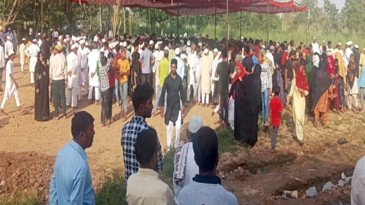 Bijnor: cremated in a sad atmosphere after the death of three brothers in road accident