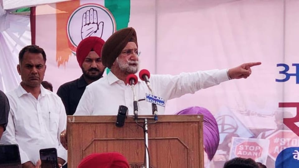 Case against Congress in-charge Sukhjinder Singh Randhawa for making objectionable remarks against PM Modi