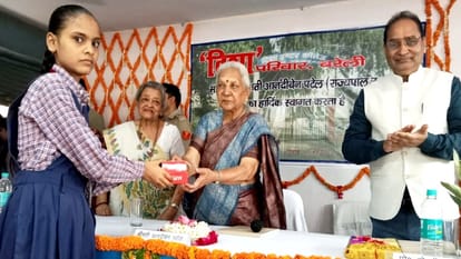 Governor Anandi Ben Patel says Garbh Sanskar course should be starts in colleges
