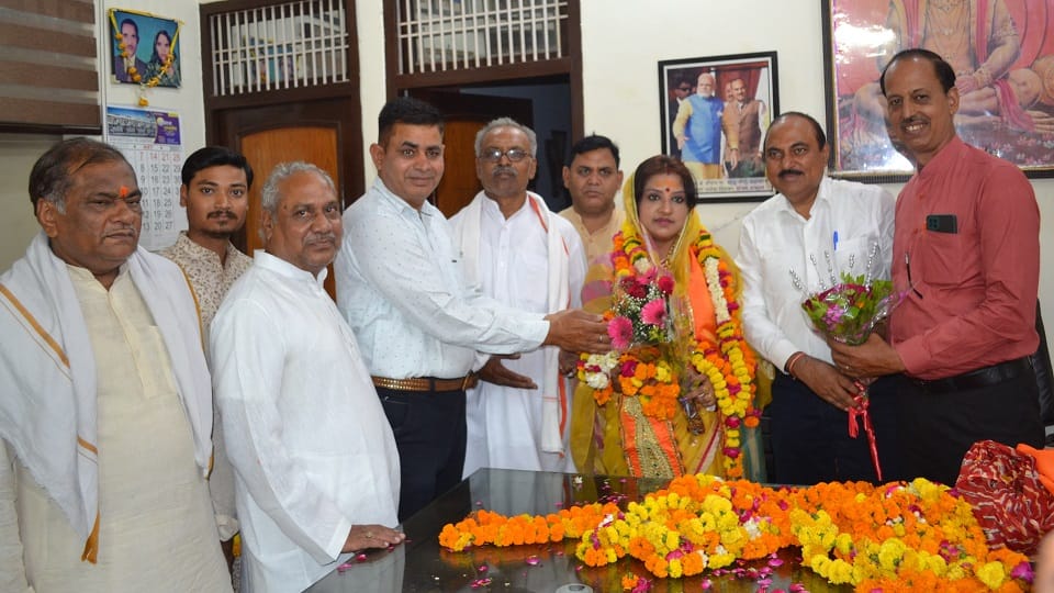Many challenges before municipality Hathras chairman Shweta Chaudhary