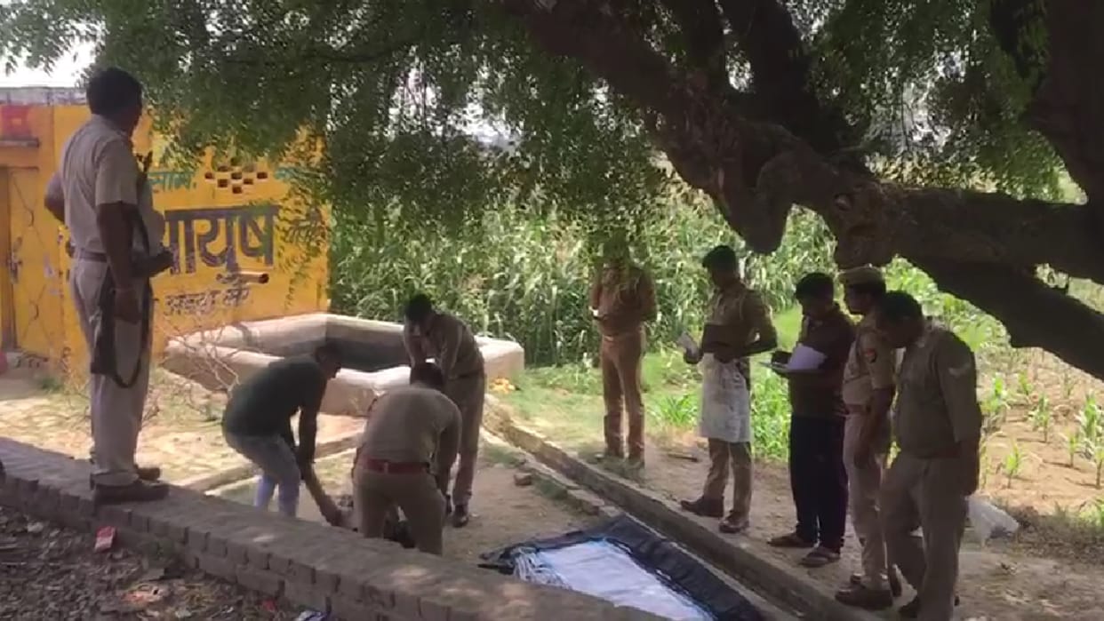 A youth was murdered in Meerut and body was found in government school in front of police post