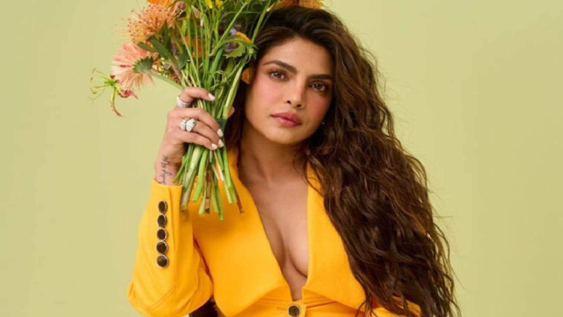 Priyanka Chopra thankful to Hrithik Roshan as he review web series Citadel says killed it