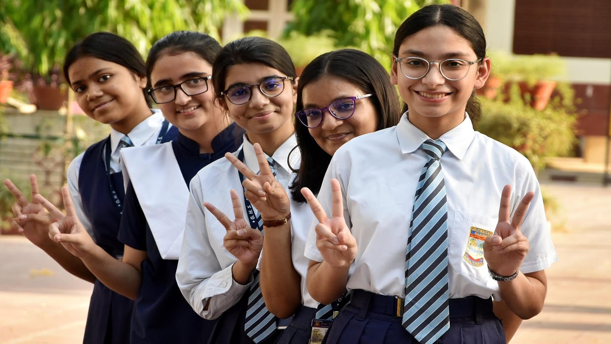 CISCE Result: CISCE 10th and 12th results released, celebrations celebrated in schools