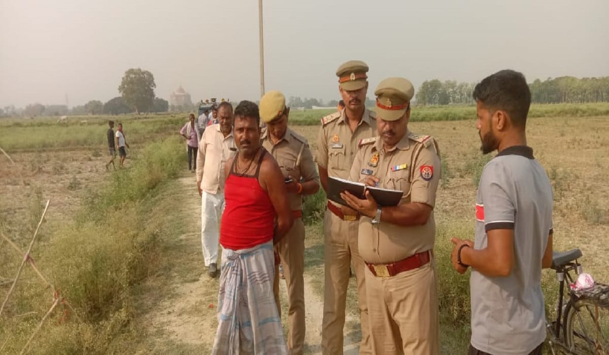 Dead body of young man was thrown in field after Murder in varanasi