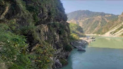 Uttarakhand: 25 साल बाद आबाद होगा ऋषिकेश-बदरीनाथ पैदल यात्रा मार्ग, ट्रैकिंग रूट के रूप में हो रहा विकसित Uttarakhand News Rishikesh Badrinath pedestrian route will be inhabited after 25 Years