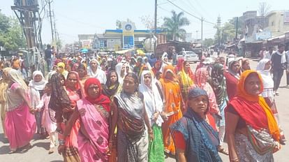 Kalu Rackwar Murder: रैकवार समाज के लोगों ने निकाली रैली, कहा- हत्याकांड में पुलिस भी शामिल, मकान गिराया जाए Kalu Rackwar Murder People of Rackwar community took out rally says Police also involved in murder