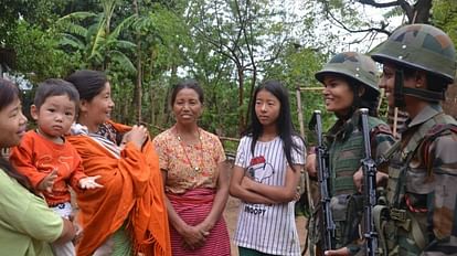Manipur Violence: पिछले 24 घंटों से मणिपुर में शांति, लूटे गए हथियारों और गोला-बारूद को वापस कर रहे लोग Security adviser to state government said No incident of violence in last 24 hours in Manipur