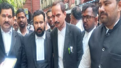 Gyanvapi: शिवलिंग ही नहीं, पूरे ज्ञानवापी परिसर के एएसआई से सर्वे की याचिका मंजूर, 22 को होगी सुनवाई Gyanvapi Case petition for survey from ASI of the entire Gyanvapi masjid in varanasi court