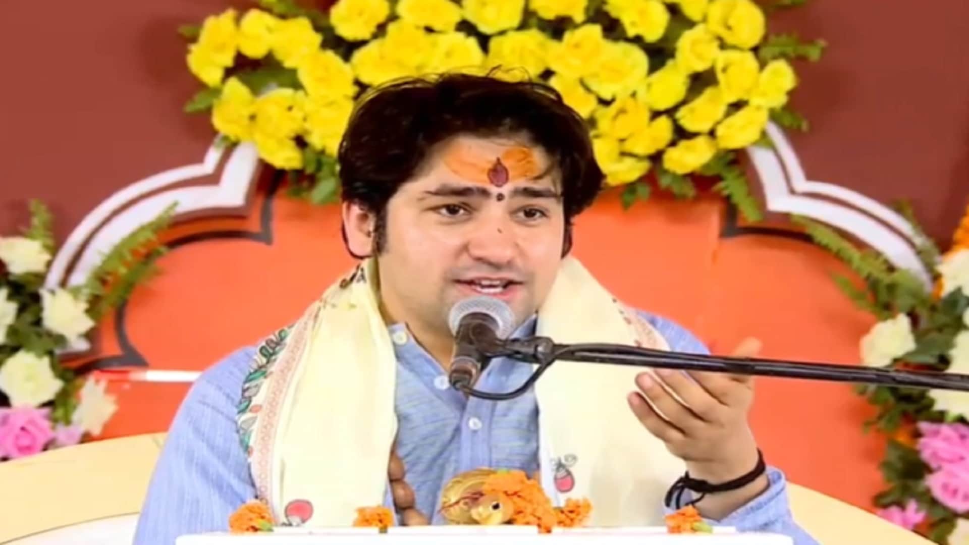 Bageshwar Dham Sarkar Dhirendra Krishna Shastri Lifestyle Car Collection and Houses Full Details
