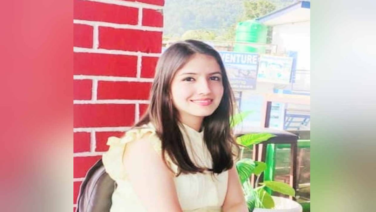 Dr. Simran Vaidya ranked second in the country in the INICET exam