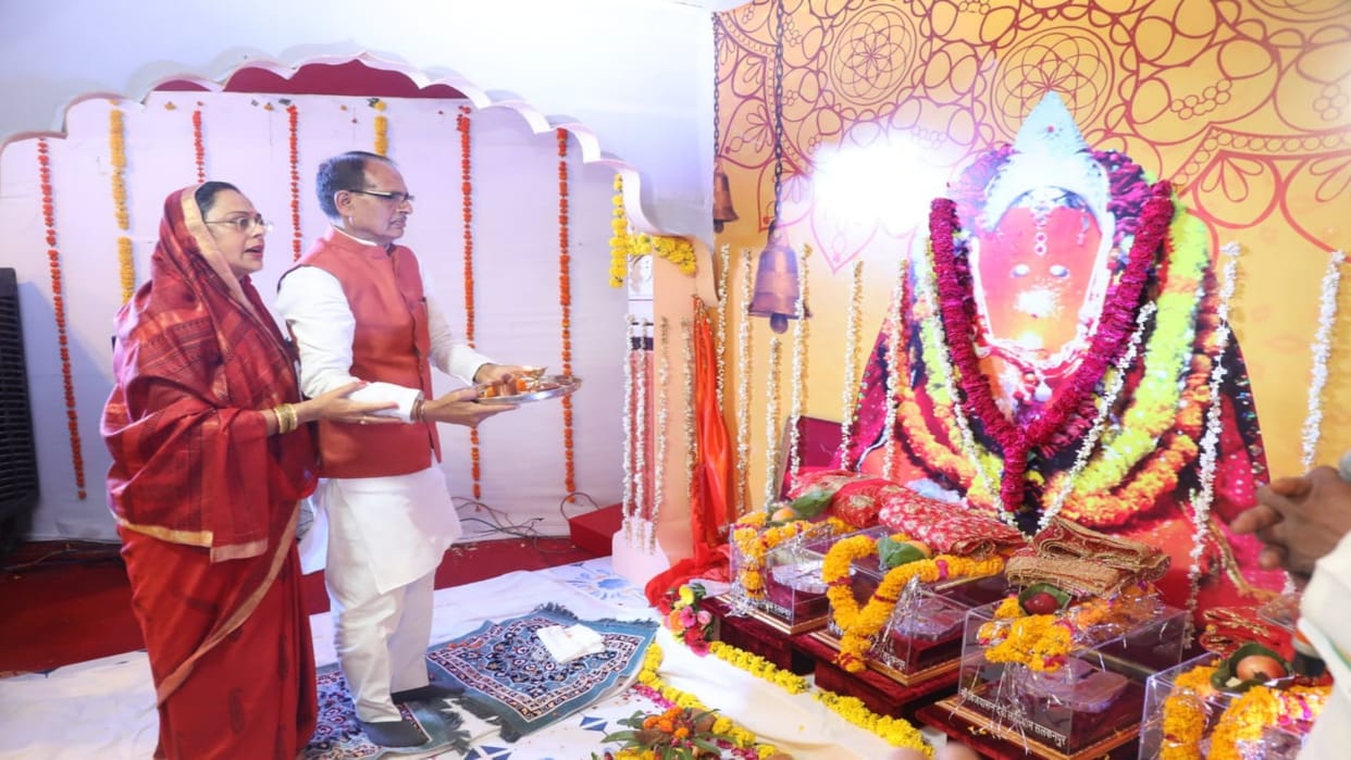 MP News CM Shivraj says After Shri Mahakal Lok Salkanpur Devi Lok will become center attraction devotees