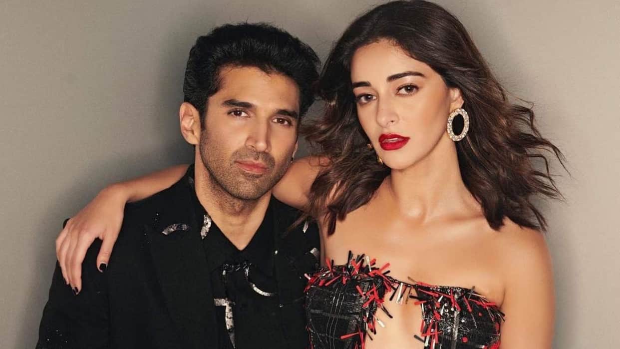 KWK 8 Aditya Roy Kapur can not decide if he is in a relationship or situationship with Ananya Panday