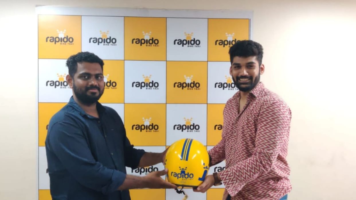 Rapido: Rapido captain saves six years old girl to a vegetable seller, police encourages his bravery