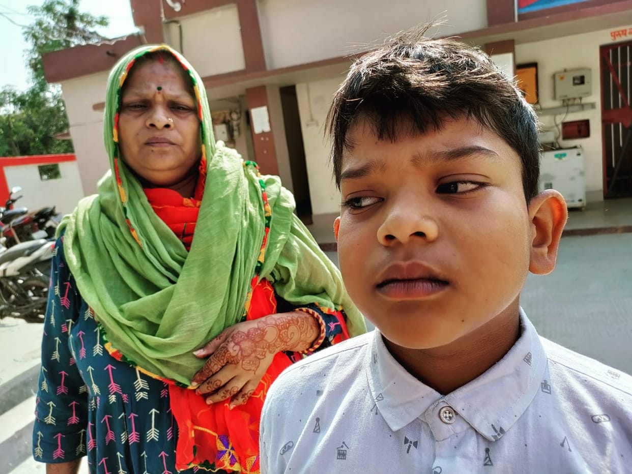 School student bitten by teacher for not wearing shocks, Darbhanga Bihar school case