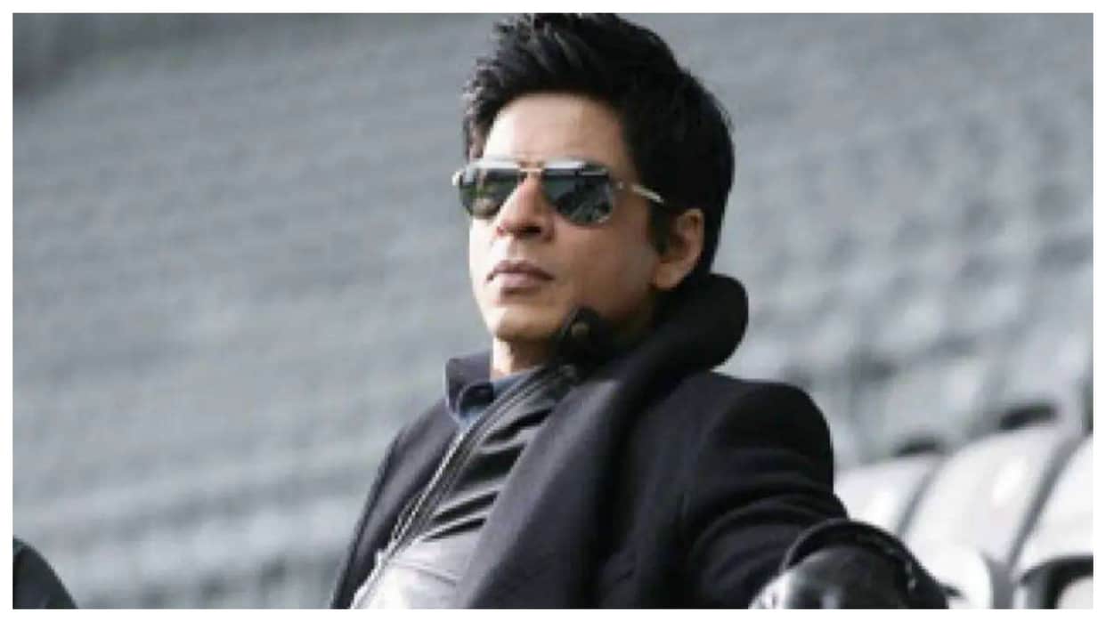 Shah Rukh Khan to exit Farhan Akhtar Don 3 talks on with new A list actor