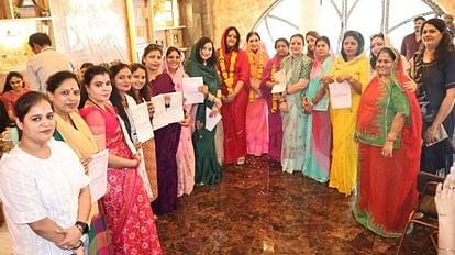 Indore: क्षत्रिय महासभा महिला इकाई की नवीन कार्यकारिणी का गठन, निरुपमा सिंह और बिंदू सिंह अध्यक्ष बनीं kshatriya mahasabha indore women wing maharana pratap yatra