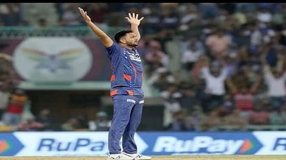 Mohsin Khan: 10 दिनों से ICU में भर्ती हैं क्रिकेटर मोहसिन के पिता, अस्पताल में देखा मैच; खुशी से रो पड़ी मां Mohsin Khan father is admitted in noida hospital last 10 days