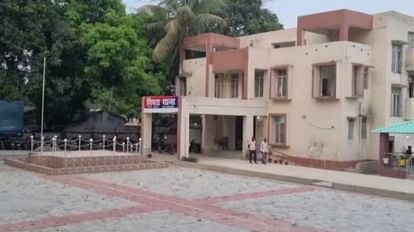 Three bike riding miscreants looted Rs 10 lakh from a coal businessman in Supaul
