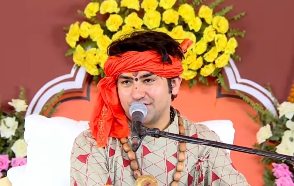 Bageshwar Dham: Why Biharis were called Pagal, Pandit Dhirendra Shastri told, Tej Pratap Yadav, Patna Bihar