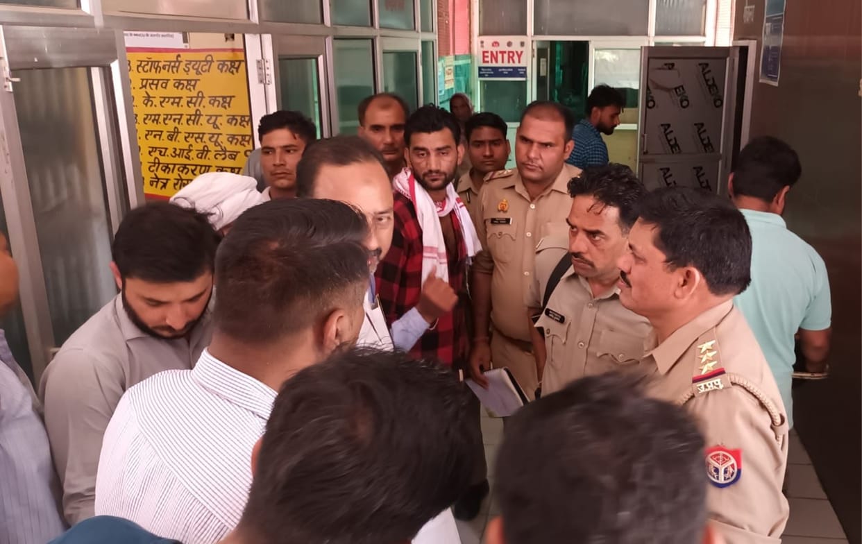 Baghpat: Painful death of a student returning after examination in a road accident